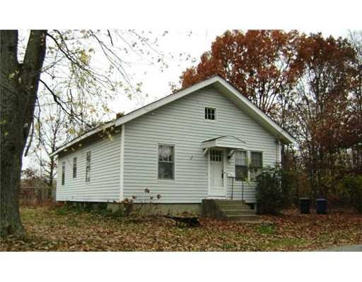 55 Evergreen Ave, Warwick, RI 02888 - photo 1