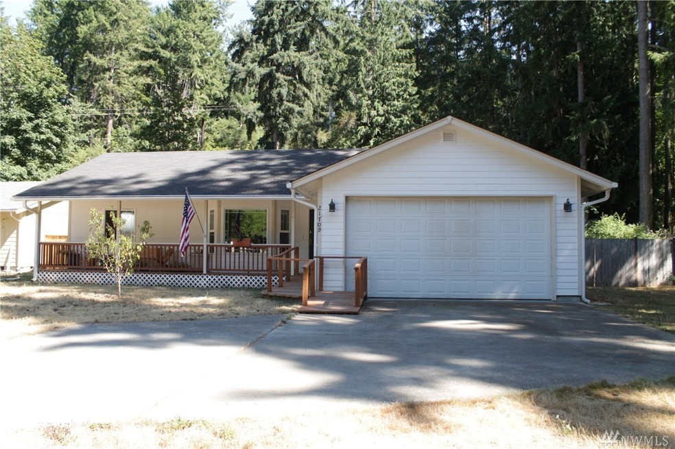 21709 Beachside Dr SE, Yelm, WA 98597 - photo 1