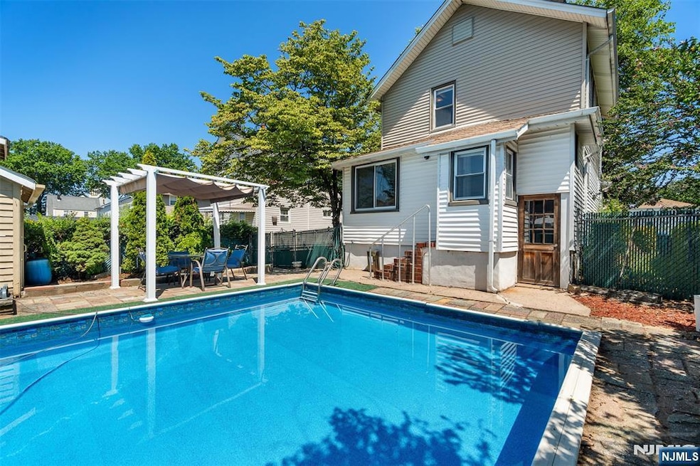 For Sale $479,000