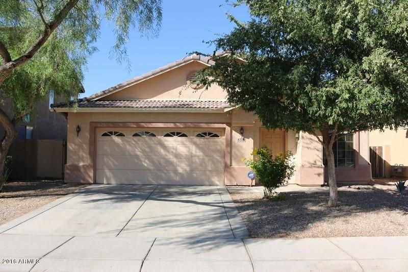 001_Front_view_of_house_(Copy)[1]