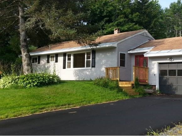 286 Elm St, Claremont, NH 03743 - photo 1