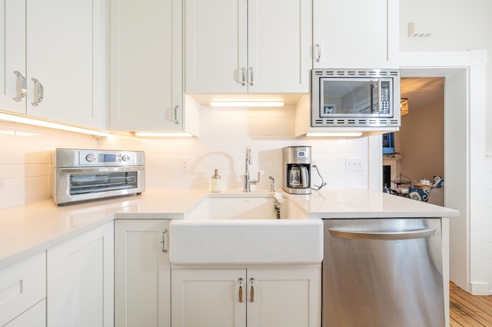 5 Ellwood St unit 1, Charlestown, MA 02129 - photo 1