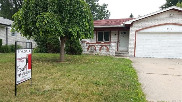 13710 Hartill Ave, Warren, MI 48089 - photo 1
