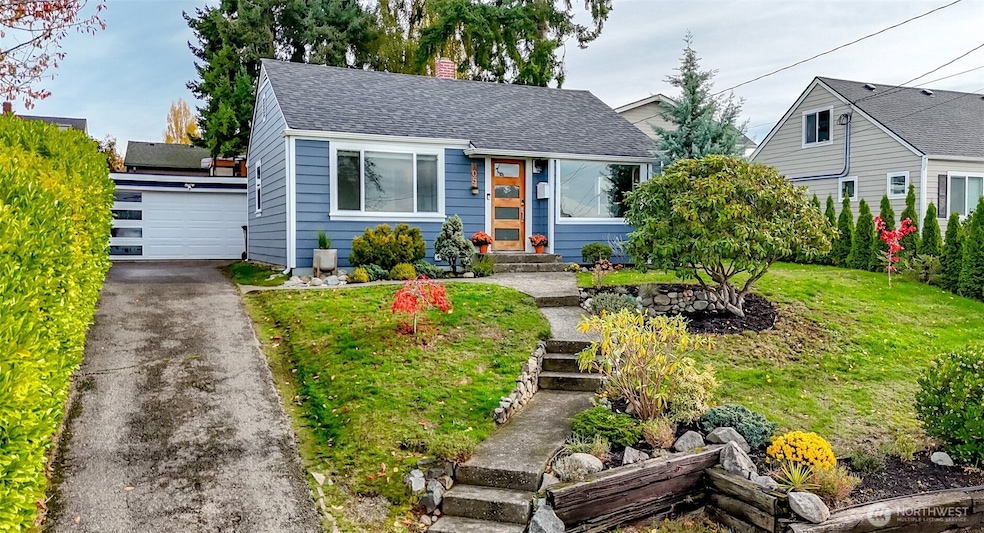 Pending $493,950 • Co-Listing Agent