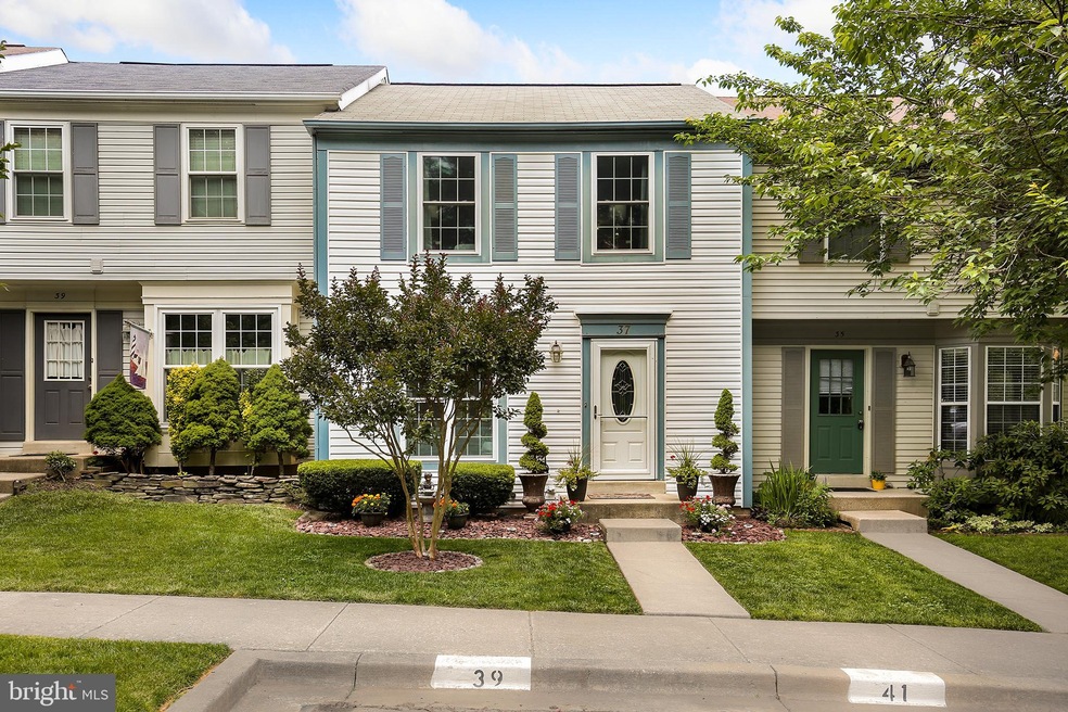 37 Gravenhurst Ct, North Potomac, MD 20878 - photo 1