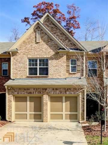 Fabulous better than new townhome!