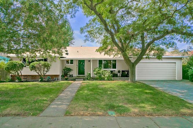 Lovely front yard with big shade trees