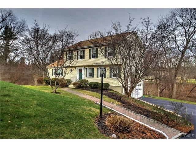 76 Stable Ridge Rd, Monroe, CT 06468 - photo 1