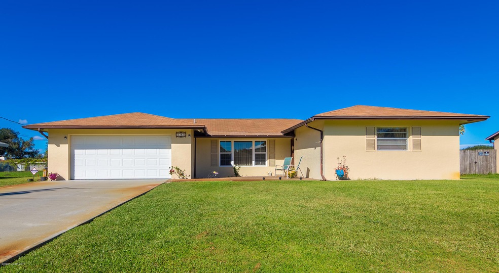 1767 Apache St NE MLS-1