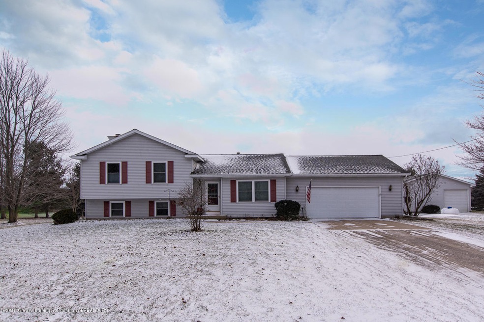 002-943 Button Rd Okemos -Medium