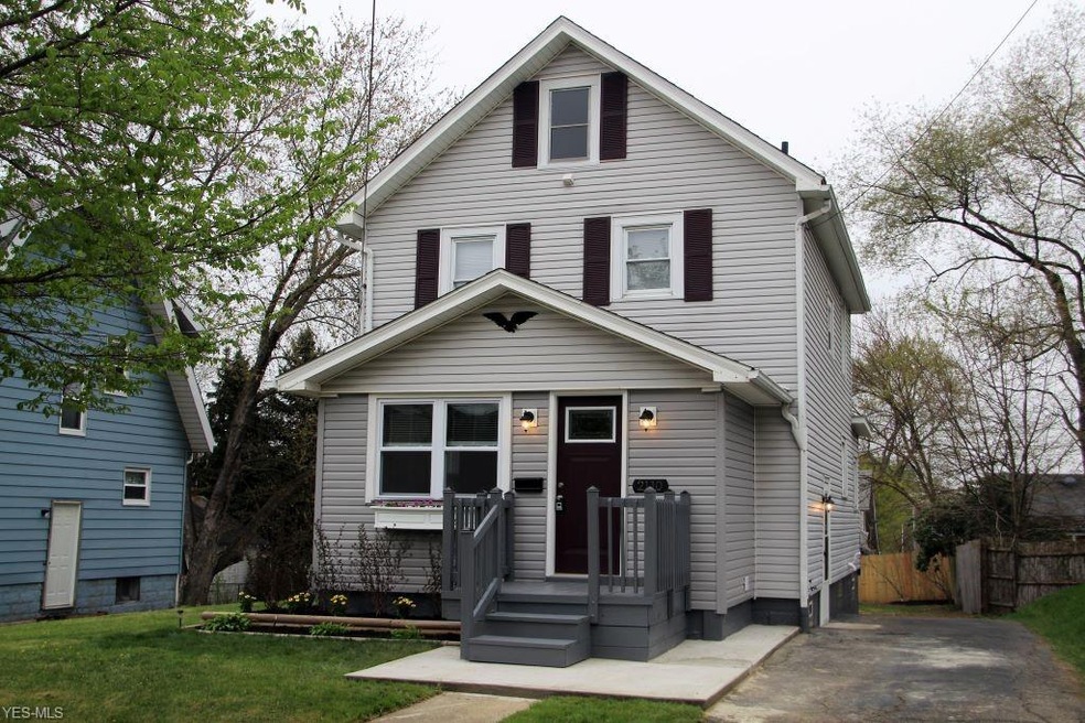 Welcome to 2110 17th Street!