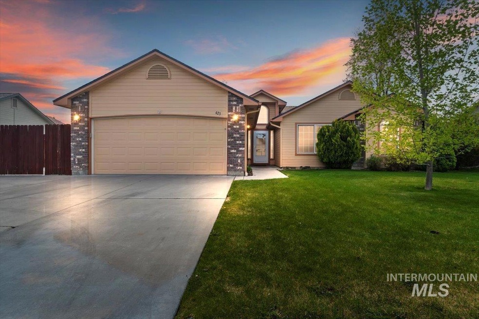 423 Autumn Dr, Nampa, ID 83686 - photo 1