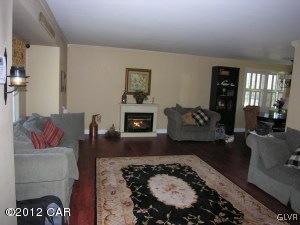 35 Frankford Ave, Tamaqua, PA 18252 - photo 1