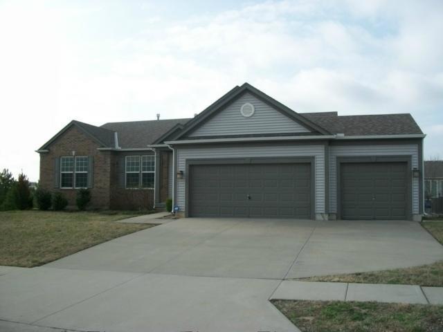 23505 W 93rd St, Lenexa, KS 66227 - photo 1