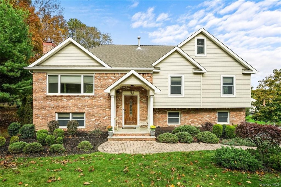 7 Hemptor Rd, New City, NY 10956 - photo 1