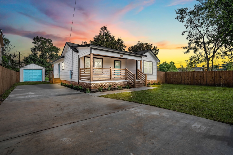 737 Apache St, Houston, TX 77022 - photo 1