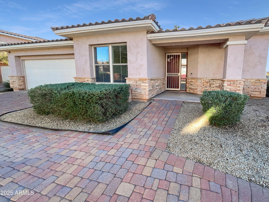 13613 W Cypress St, Goodyear, AZ 85395 - photo 1