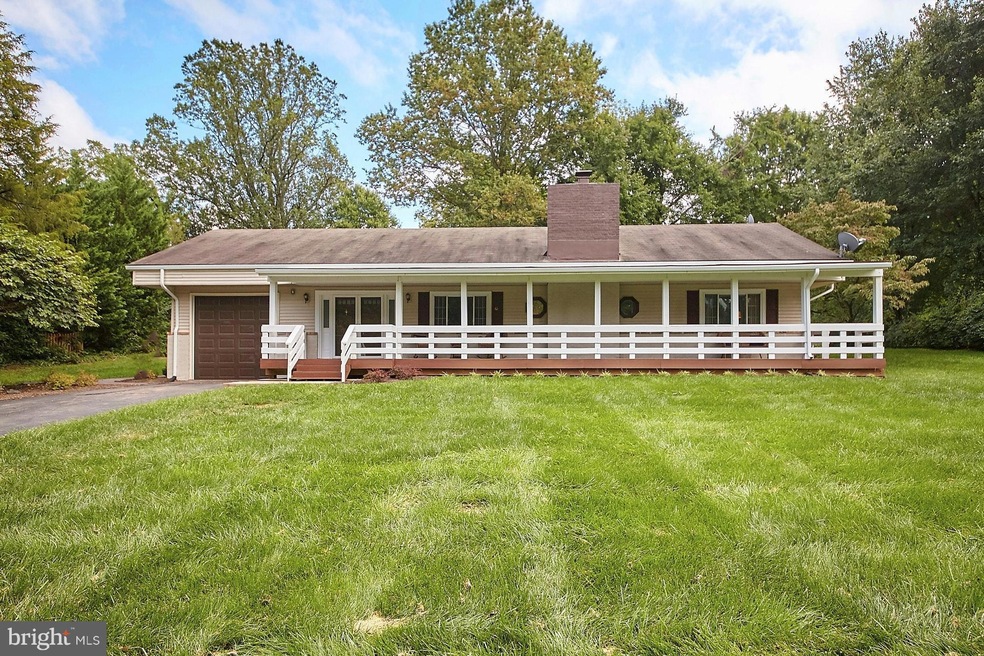 6691 Maxwell Ave, Warrenton, VA 20187 - photo 1