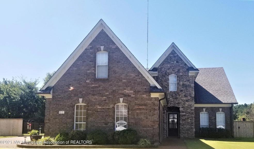 611 Ridge View Dr, Hernando, MS 38632 - photo 1