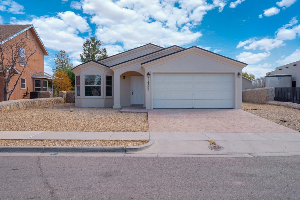 14280 Desert Sunset Dr, Horizon City, TX 79928 - photo 1