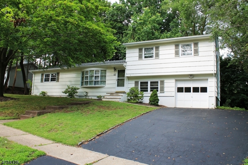 13 Golf Course Rd, Succasunna, NJ 07876 - photo 1