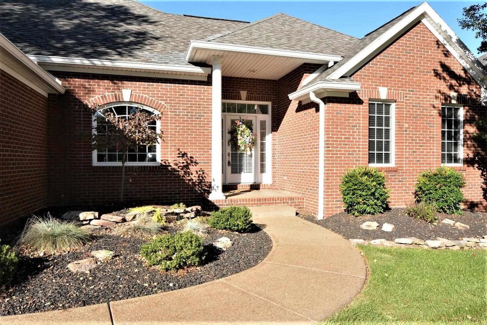 Welcome to this great home, ready for new owners.