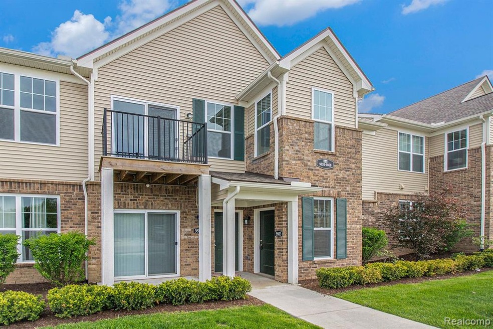 9860 Ridge Run St, Howell, MI 48855 - photo 1