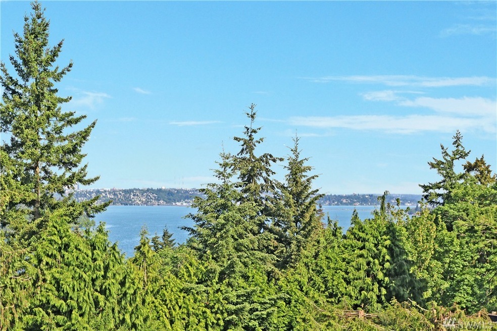 6146 W Mercer Way, Mercer Island, WA 98040 - photo 1