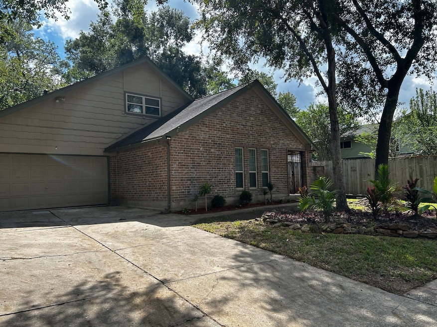 5210 Sweetwind Ln, Spring, TX 77373 - photo 1