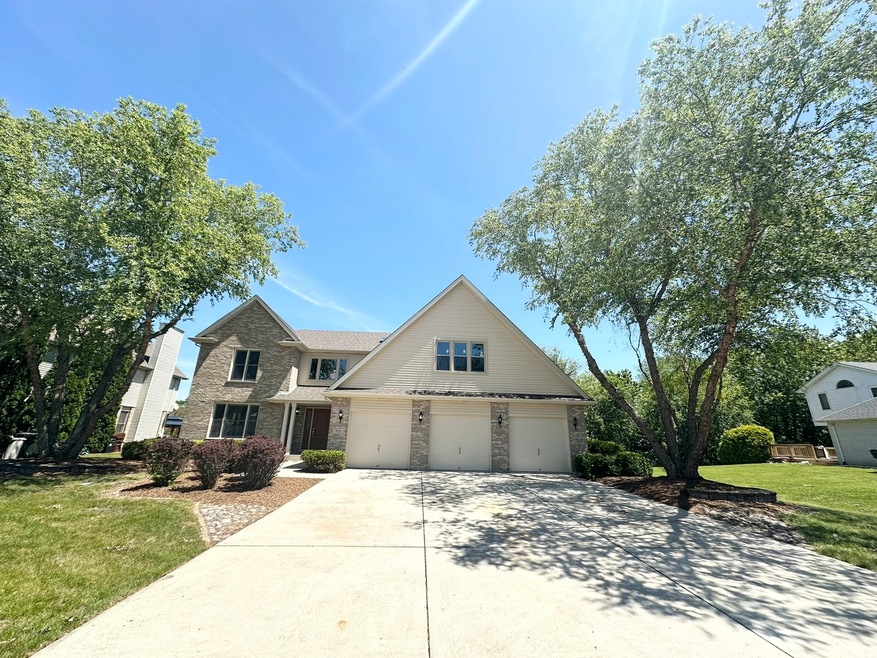 3711 River Rd, Hazel Crest, IL 60429 - photo 1