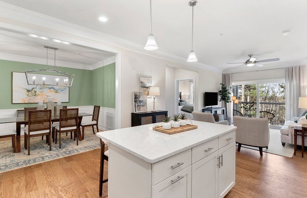 401 Emery Ln unit 305, Sudbury, MA 01776 - photo 1