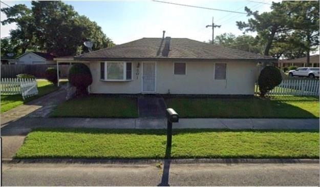 4501 Metropolitan Dr, New Orleans, LA 70126 - photo 1