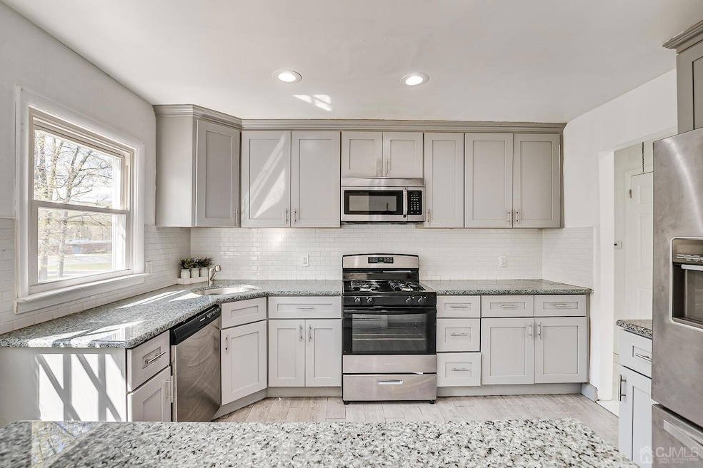 2nd unit - Kitchen
