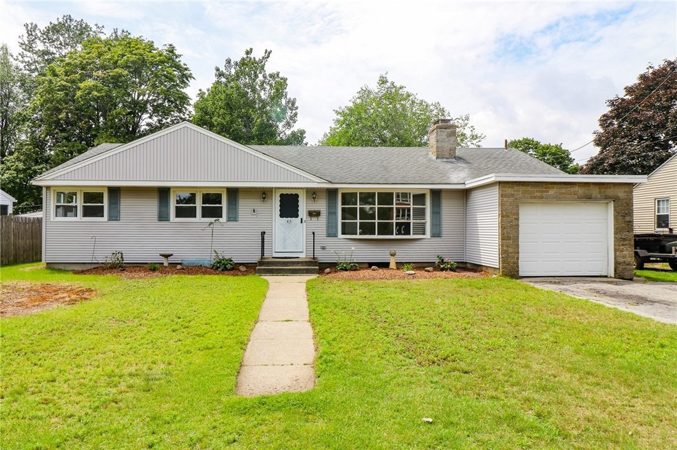 45 Relph St, Warwick, RI 02888 - photo 1