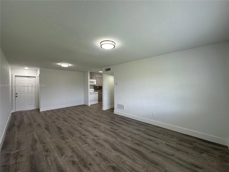 For Rent $1,995/month