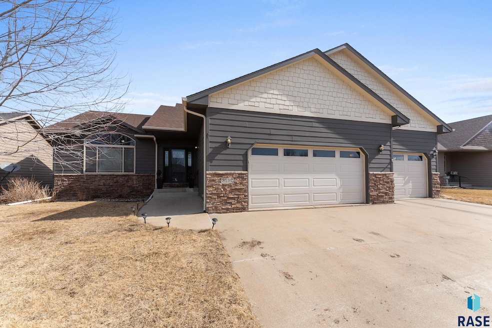 Sold $392,500