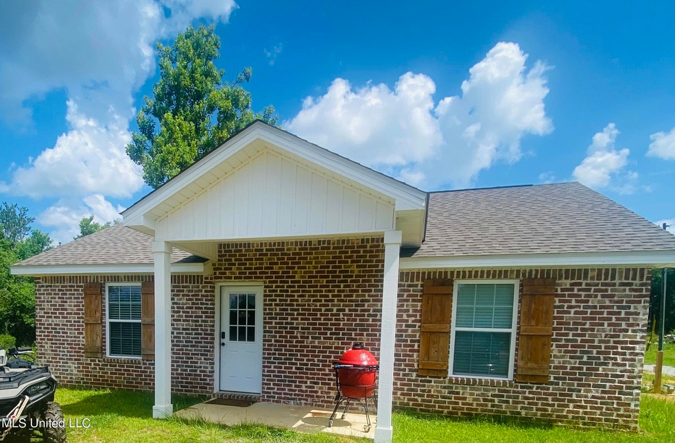 209 Buddy Finch Rd, Lucedale, MS 39452 - photo 1