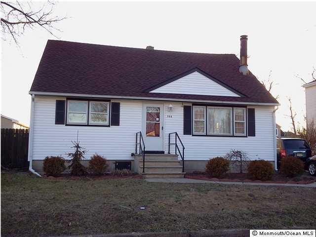 822 6th St, Keyport, NJ 07735 - photo 1