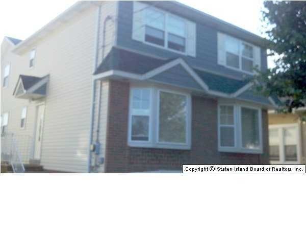 282 Lamport Blvd, Staten Island, NY 10305 - photo 1