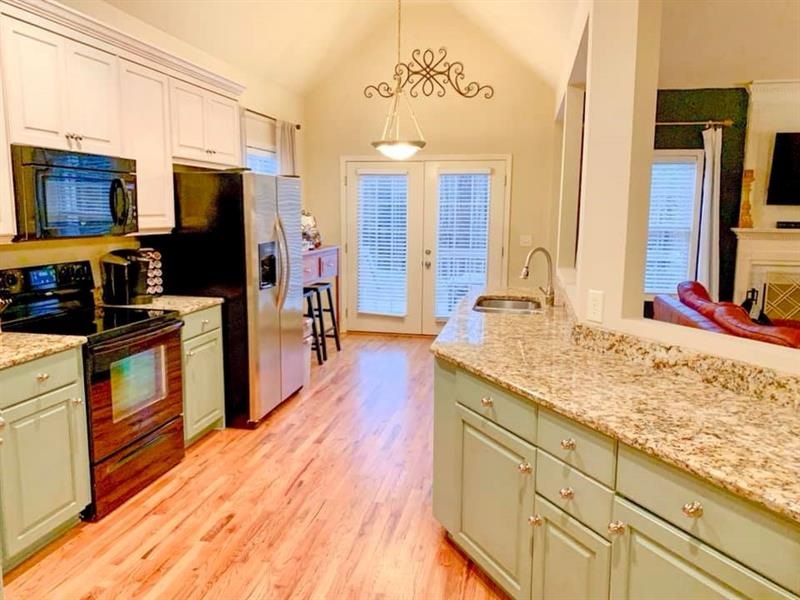 Granite countertops accented with a beautiful seaf