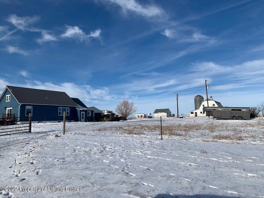 8313 Farmstead