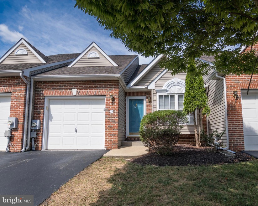 238 W Red Lion Dr, Bear, DE 19701 - photo 1