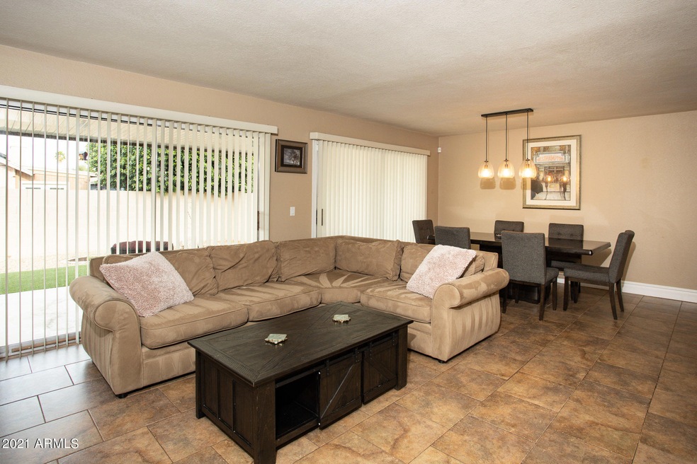 Great Room With Dining