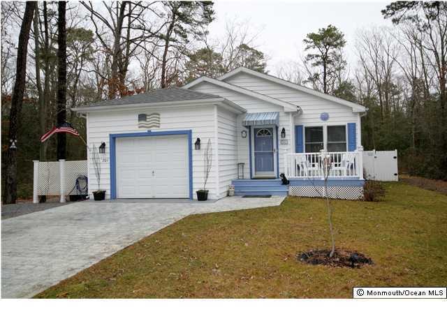 201 Parker St, Manahawkin, NJ 08050 - photo 1