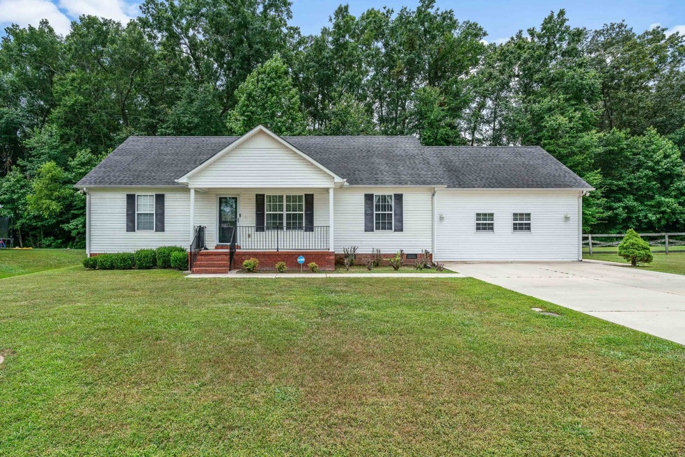 122 Indian Springs Cir, Manchester, TN 37355 - photo 1