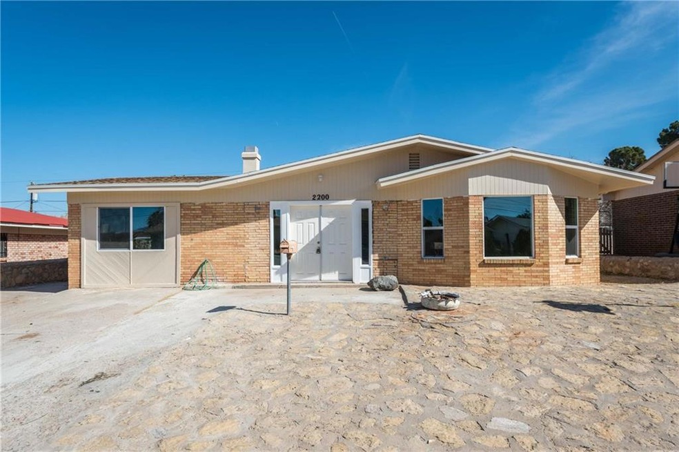 2200 Pacheco Dr, El Paso, TX 79935 - photo 1