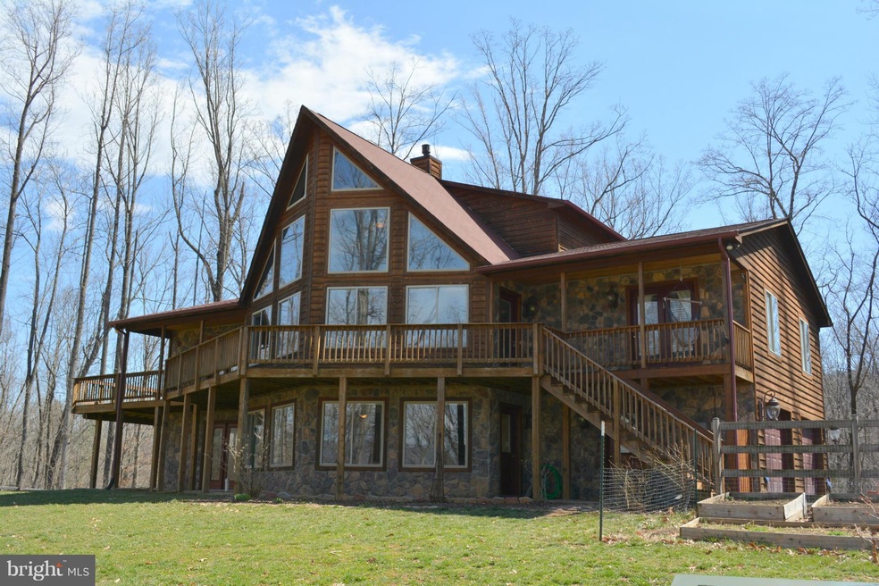 181 Timberland Manor Dr, Bentonville, VA 22610 - photo 1