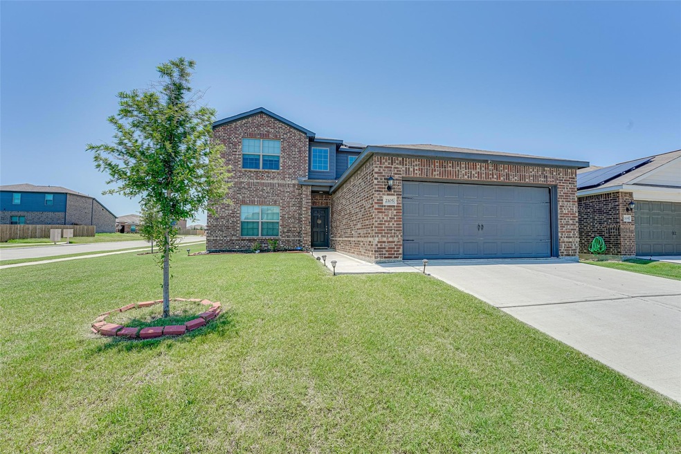 2105 Canterbury Dr, Seagoville, TX 75159