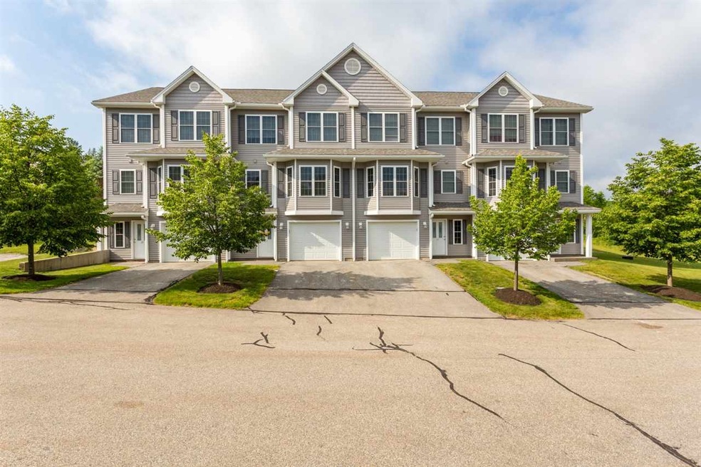 27 Hillside Ln, Newmarket, NH 03857 - photo 1