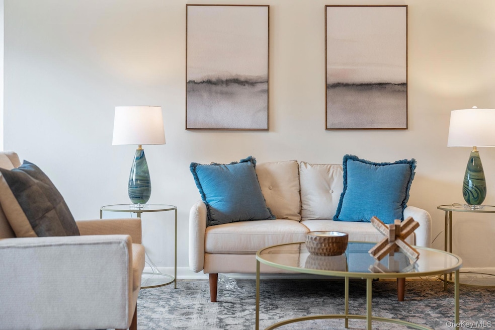 High Point of Hartsdale unit 305, Hartsdale, NY 10530 - photo 1